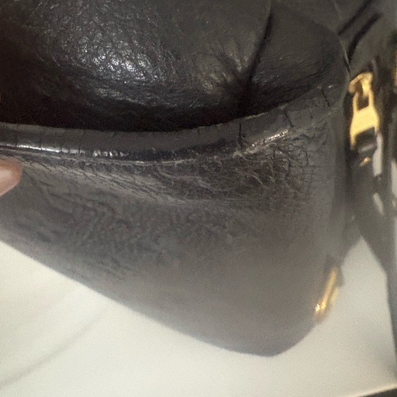 Louis Vuitton Mahina, leather solar PM - Picture 7 of 9